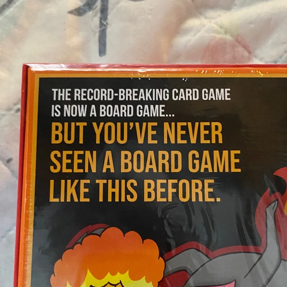 Exploding Kittens Board Game - Red - Picture 4 of 8